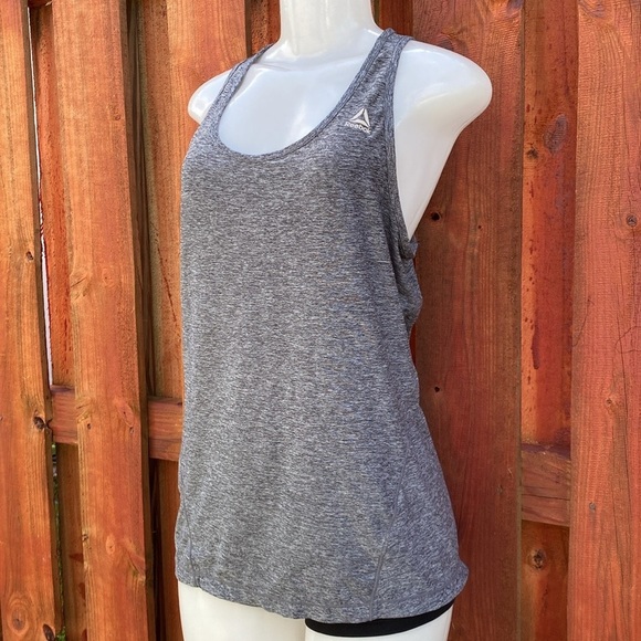 Reebok Tank Top Size M - Picture 2 of 8